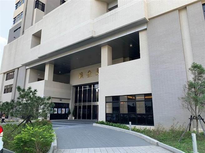 士林地检署侦办三军总医院办理「资讯安全设备维护」採购发生弊案，传唤时任医疗资讯组林姓组长，复讯后谕令20万交保；三总表示将全力配合调查（资料照）