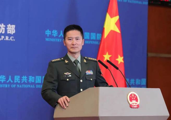 美向台出售4.28亿美元军机零组件及有关装备，大陆国防部发言人谭克非坚决反对。（大陆国防部）