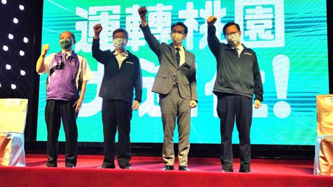 王鸿薇认为，郑文灿(右1)跟陈建仁(左2)没有能力跟赖清德竞争。（中时资料照／赖佑维摄）