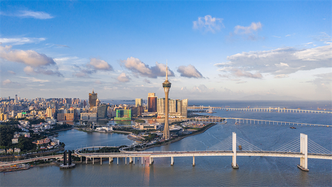 澳门取消入境人士落地检、入境后核酸检测和快筛措施。（人民视觉资料照）