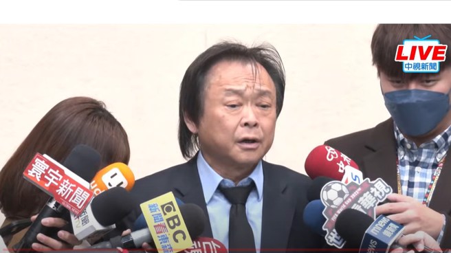 台北市议员王世坚批行政院长苏贞昌赖着不走「全是弊」。(图取自中视)