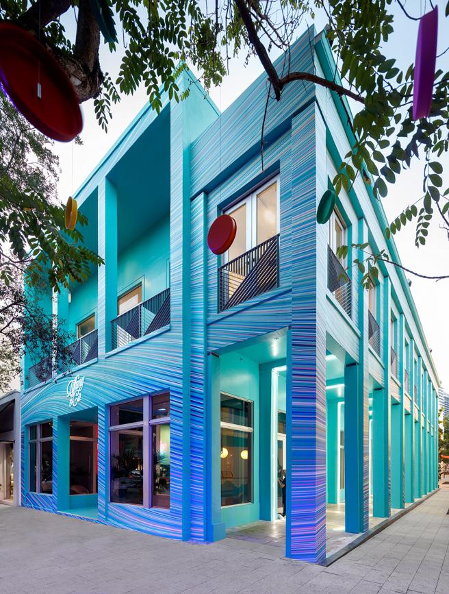 TIFFANY迈阿密快闪店与咖啡厅开幕，融入安迪沃荷的艺术元素。（Tiffany & Co.提供）