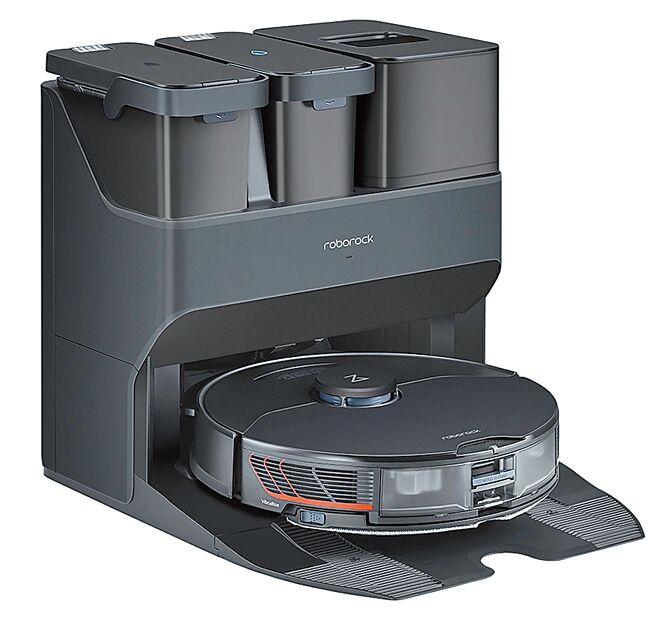 虾皮购物「12.12狂欢生日庆」在12日当天推出Roborock石头扫地机器人 S7 MaxV Ultra下杀，原价5万9999元，优惠价9999元。（虾皮购物提供）