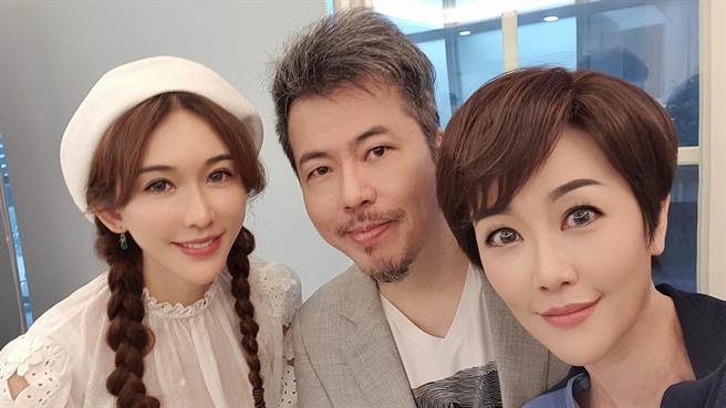 林志玲（左起）與黃國倫、寇乃馨夫妻擁有好交情。（寇乃馨提供）