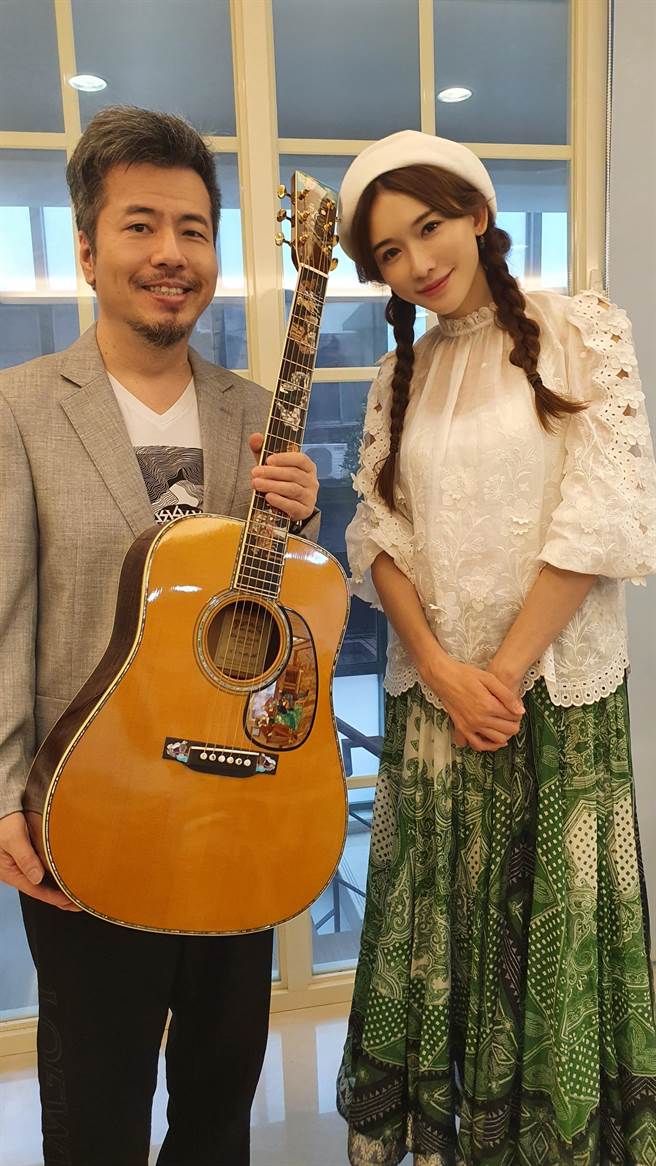 黃國倫（左）邀約林志玲音樂合作。（寇乃馨提供）