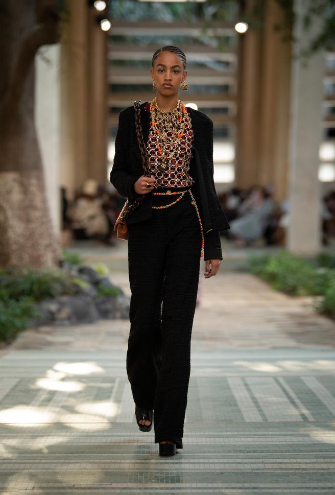 CHANEL服装独特符码结合工艺技术，让人目不转睛。（CHANEL提供）