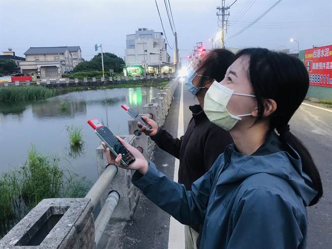 云林县水林乡黄金蝙蝠馆展开馆员招募，并持续培训蝙蝠生态探测人员。（黄金蝙蝠馆提供／张朝欣云林传真）