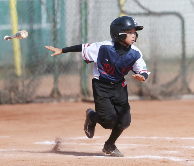 丰田国小在关怀杯单日2战全胜。（陈怡诚摄）
