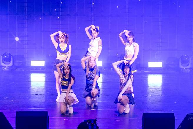 STAYC首次来台举办粉丝见面会，吸引2100名粉丝到场支持。（D-SHOW提供）