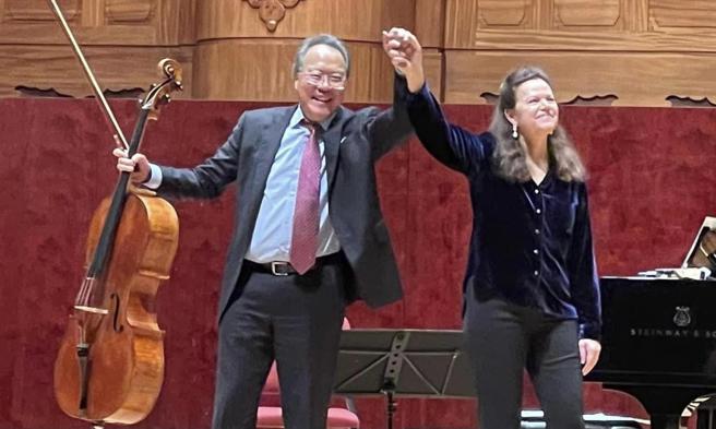 简秀枝》魅力无法挡 马友友在台旋风
。(图/爱传媒提供)