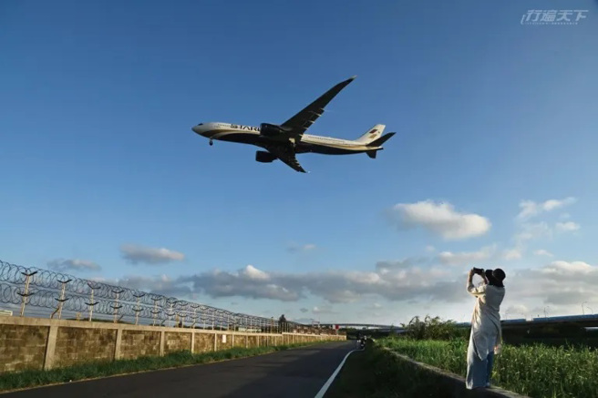 「05L拍攝點」是離機場跑道最近的看點。（圖/ 行遍天下）