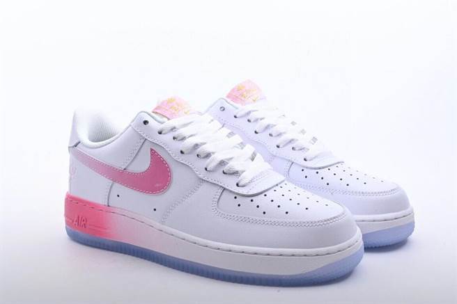 NIKE Air Force 1 low预计明年1月上市。（摘自NIKE微信）