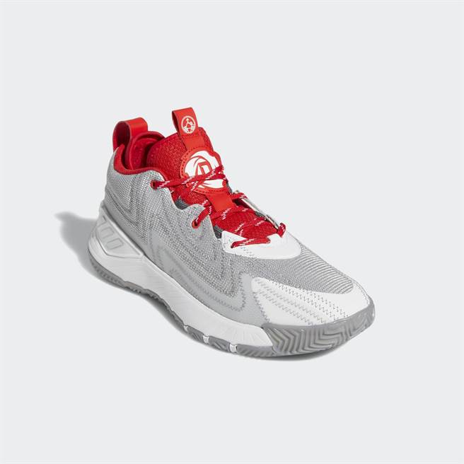 adidas D Rose Son of Chi 2.0，3990元。（Adidas提供）