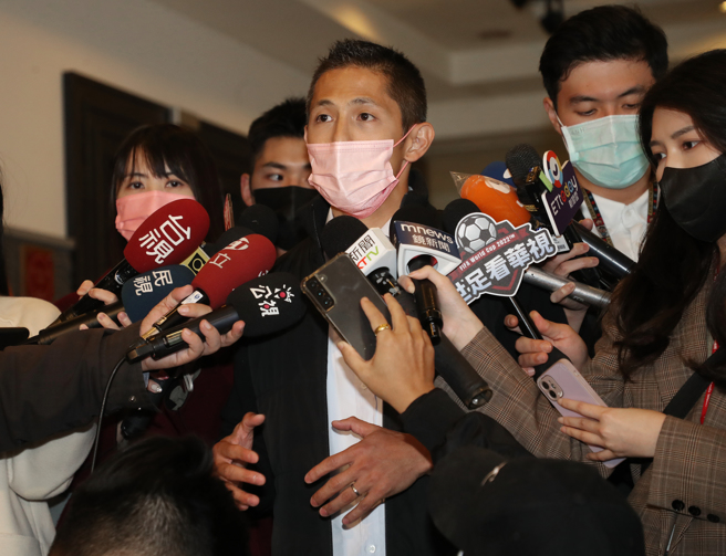 民进党台北市第3选区立委补选参选人吴怡农11日接受访问。 （刘宗龙摄）