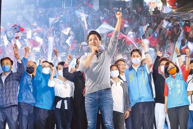 準台北市長蔣萬安（中）今公布小內閣名單，高雄市前副市長李四川將擔任新任副市長。（中時資料照，陳信翰攝）