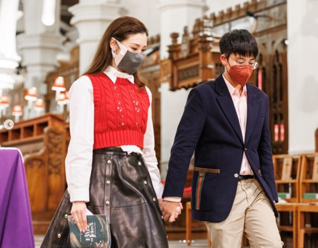 李嘉欣和儿子许建彤感情很好。（图／IG@李嘉欣）