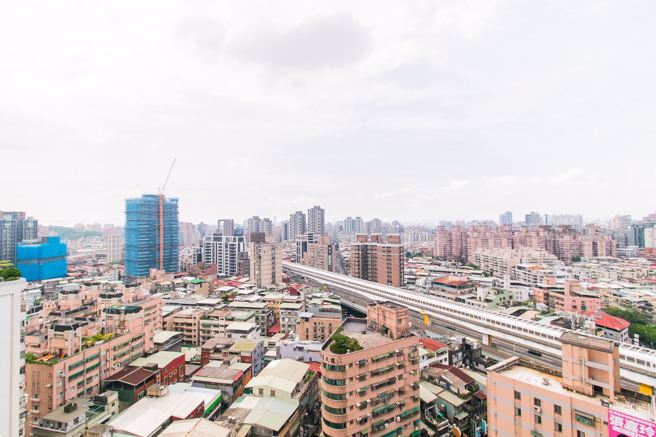 永庆房产专家建议，准新人及夫妻购置新婚房时，确实了解自身购屋需求很重要，以免做出错误的判断，影响婚前及婚后的心情。(图/永庆房屋提供)