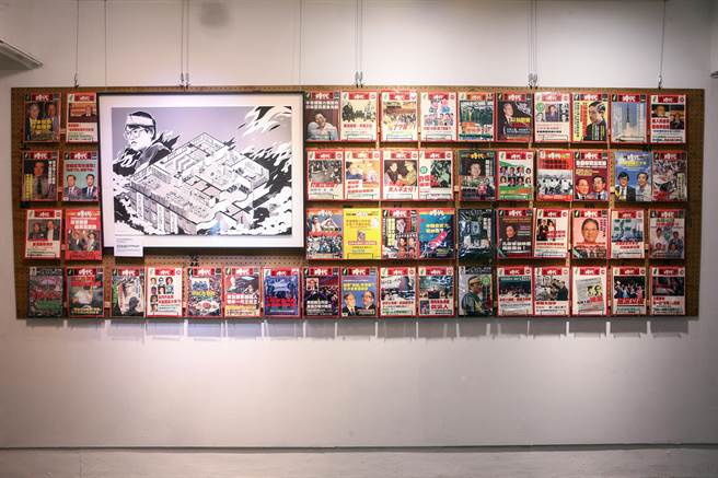 郑南榕基金会举办的《自由纹理：探索在地Nylon足迹》巡展，墙上挂满《自由时代周刊》，这是是一本由1984年3月12日至1989年11月11日由郑南榕出版的「争取百分之百言论自由」杂志，试图倡议民主和自由的文化风气能够在臺湾获得发展。（邓博仁摄）