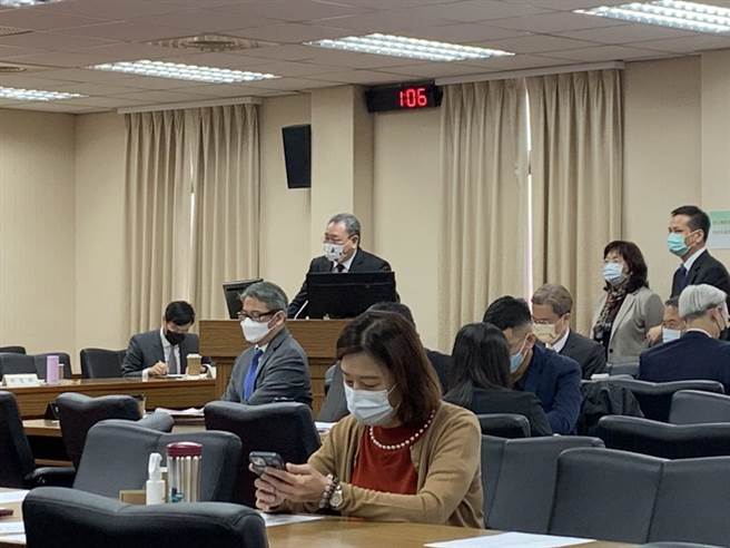 外交部次长俞大㵢今天在立法院表示，尼加拉瓜若有新政权上台，与台湾有復交的可能性。（杨孟立摄）