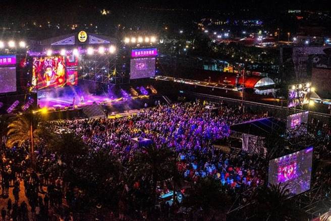 花莲太平洋观光节跨年演唱会将在东大门广场举办，包括罗志祥、戴爱玲、原子少年等歌手登台表演。（花莲县政府提供）