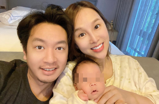 三立美女主播张龄予，上个月剖腹生下儿子「小班长」。(张龄予脸书)