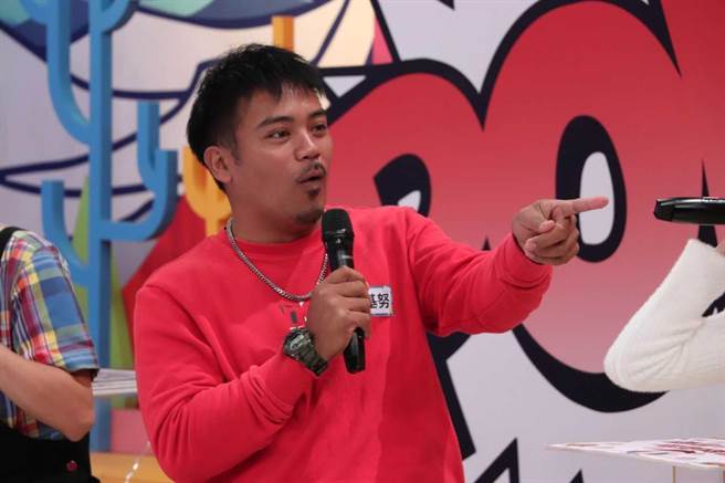 艺人撒基努分享拍戏时所发生的惊险事件。（中天综合台提供）