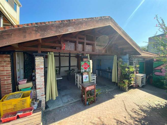 林建叡透过劳动部云嘉南分署培力计画，引进人力资源，成为推动大崎聚落发展的动力。（云嘉南分署提供／张毓翎台南传真）