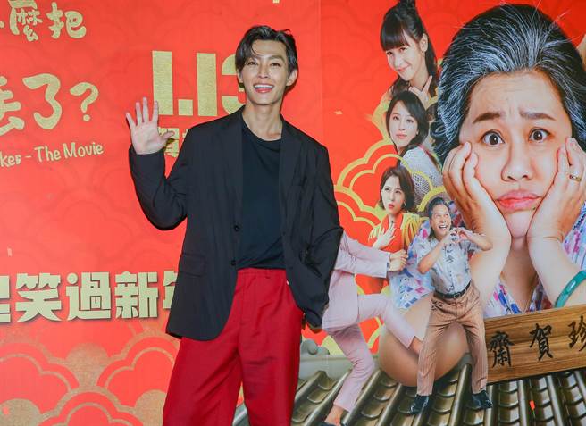 炎亚纶饰演大明星ＯＯ。（粘耿豪摄）