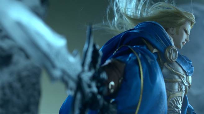 《魔兽世界》经典角色阿萨斯化身戏偶，跃上戏台展现另一番魅力。（霹雳提供）