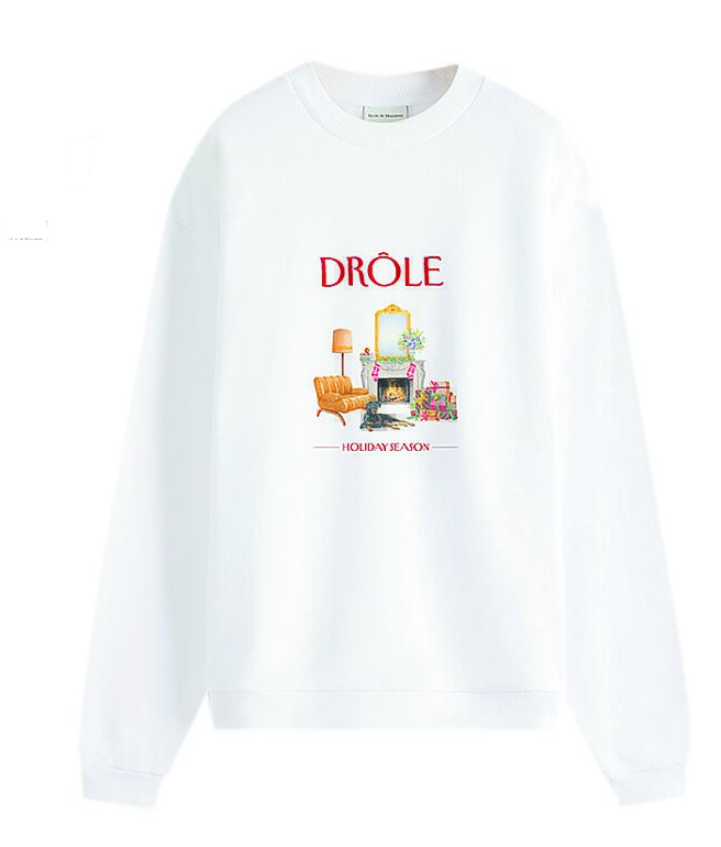 ARTIFACTS Drole de Monsieur节日限定胶囊系列，印花长袖大学衫5980 元（白）。（ARTIFACTS提供）