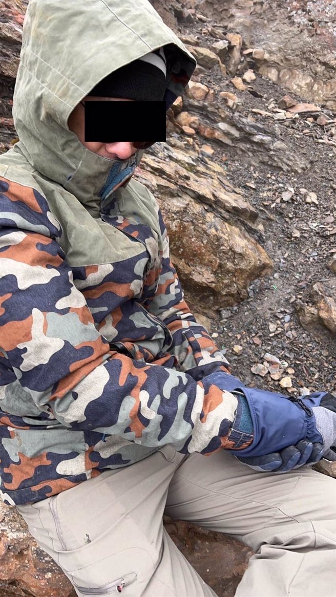 花莲地震后，玉山发生落石事件登山队5人受伤。（南投县消防局提供／廖志晃南投传真）