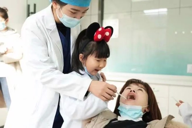 禹仙新則認為開展公益講堂，能夠幫助到更多的民眾增進對健康口腔重要的了解。（圖／禹仙新提供）