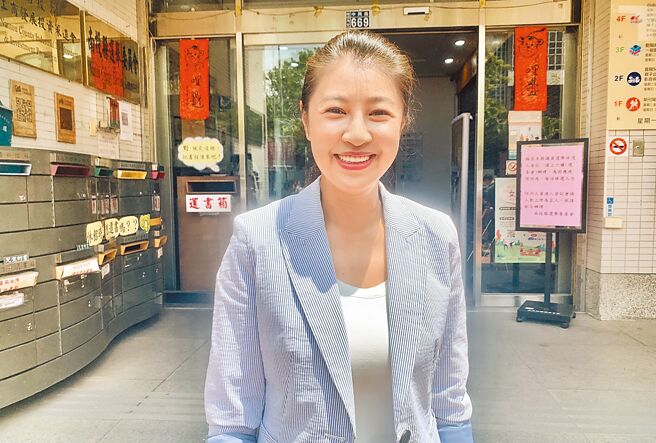 立委許淑華從政20年，將成為南投縣第1位女縣長。（廖志晃攝）