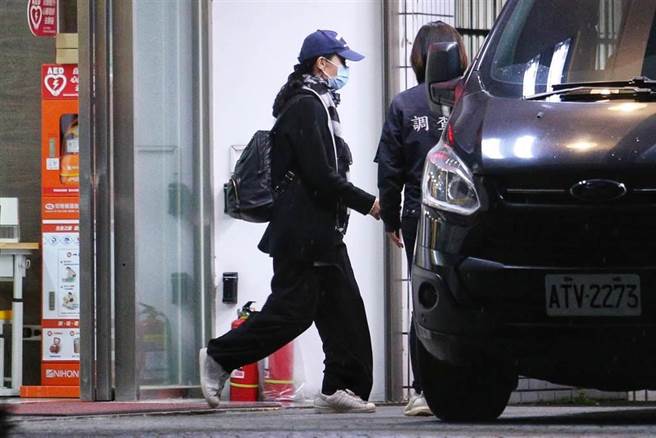 立委高虹安涉嫌诈领国会助理费案，检调昨兵分八路搜证，并约谈男友李忠庭、现任办公室主任陈奂宇及前小编「公卫文」王郁文4名被告。（本报资料照片）