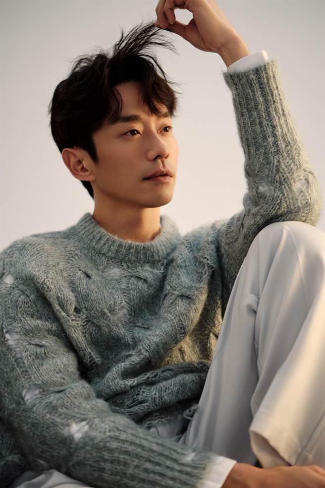 張棟樑預計明年推出全新音樂作品。（HEADLINE音樂提供）