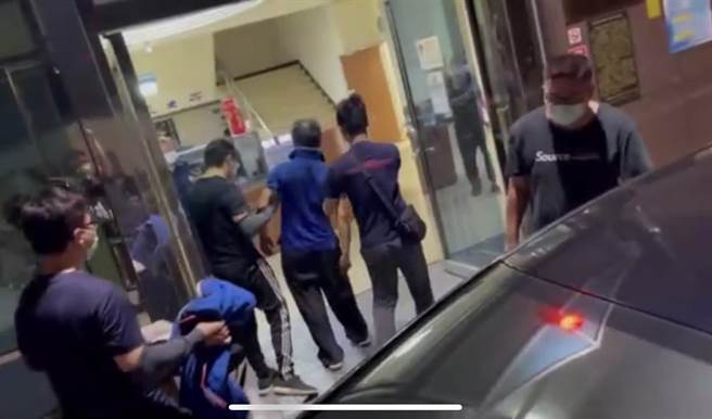 桃园市61岁曾姓男子借住姊姊家，因为生活作息不同常常与邻居发生摩擦，曾男竟把邻居杀死，遭检方依杀人罪嫌起诉。（翻摄照片）