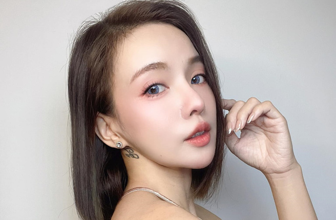 牛奶妹被爆性爱影片外流。(Jocelyn Kao牛奶儿脸书)