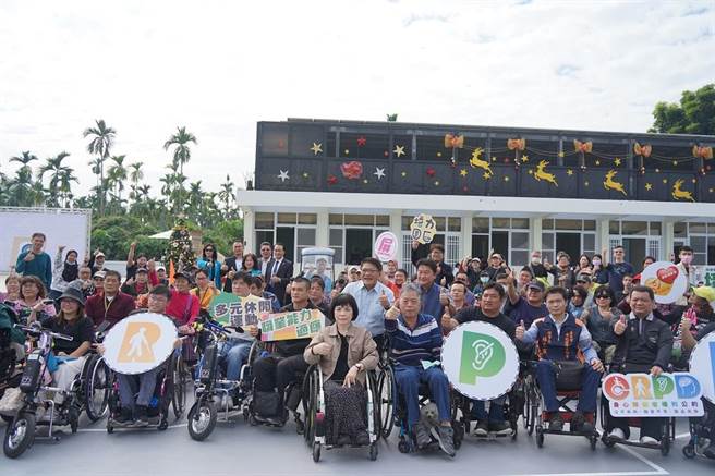 廢校重生，屏東打造「屏東縣身心障者培力園區」。(屏縣府提供)