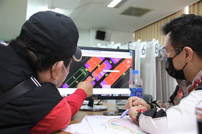 桃园航空城如火如荼开发中，机场园区与附近地区安置街廓第一阶段配地作业进行中。（地政局提供／蔡明亘桃园传真）