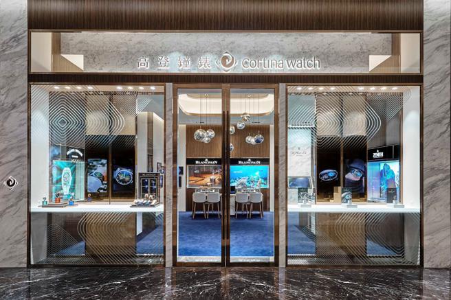 高登钟表高雄义享形象店最添生力军，携手亨利慕时进军南台湾。（Cortina Watch提供）
