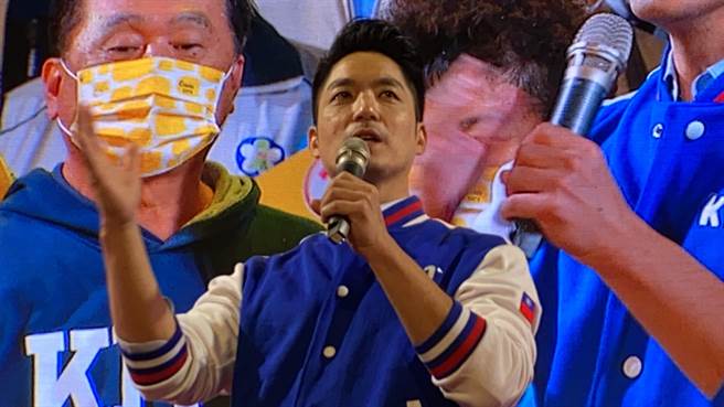 准台北市长蒋万安为国民党嘉义市长候选人黄敏惠站台助攻。（廖素慧摄）