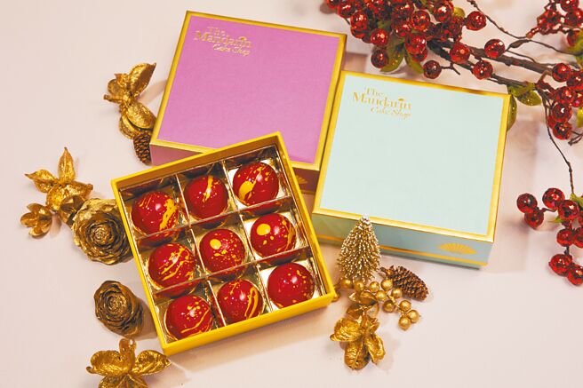 远东百货文华东方酒店耶诞藏心巧克力礼盒，980元。（远百提供）