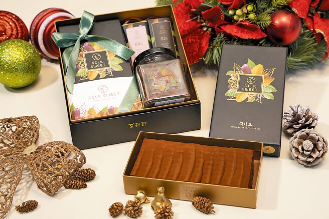 远东百货Silk Sweet绢丝谷巧圣礼盒，2250元。（远百提供）