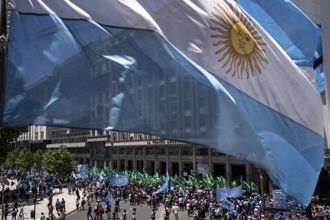 世足決賽黃牛票要價12.3萬 阿根廷球迷抗議求助