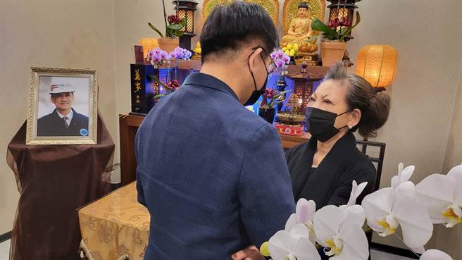 林陵三今告别式 林佳龙：林大副是台湾交通史上不可或缺的人才之一。摘自林佳龙脸书