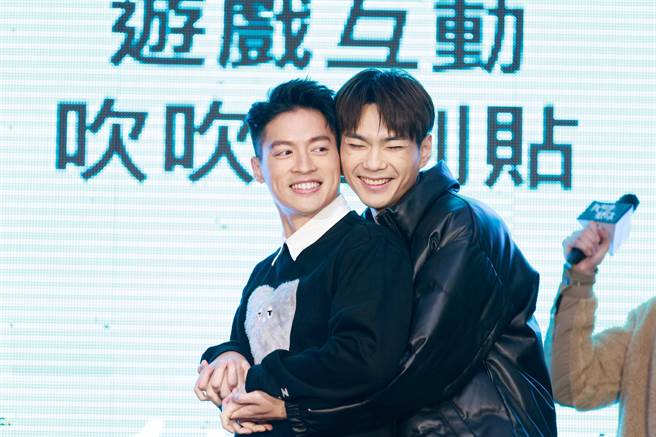 许孟哲（左）首演BL剧，和郑湋晔组CP。（结果娱乐提供）