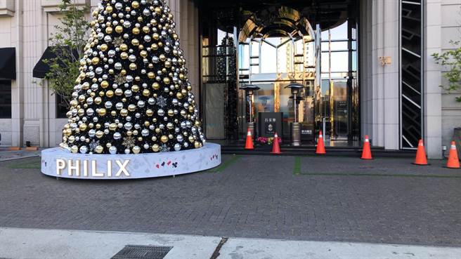 台中市知名酒店旁一家电子游艺场18日下午传出枪响。(民眾提供)