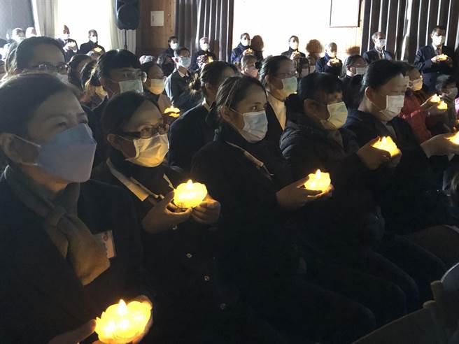 慈濟舉辦歲末祝福感恩會撫慰池上地震的受災戶，台東鄉親表達感謝。（慈濟提供）