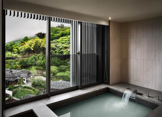 北投丽禧温泉酒店位于北投制高点，可爽泡大磺嘴第一口白磺泉。(北投丽禧温泉酒店提供)