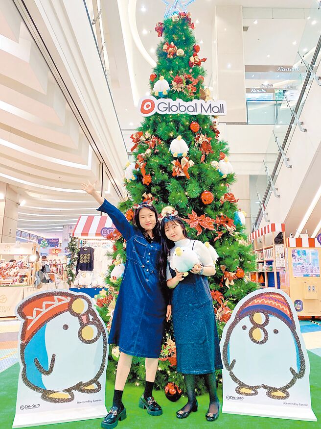 Global Mall新北中和店打造「那隻鳥.雪景耶誕村」主題展，四大場景讓民眾拍好拍滿。（Global Mall提供）